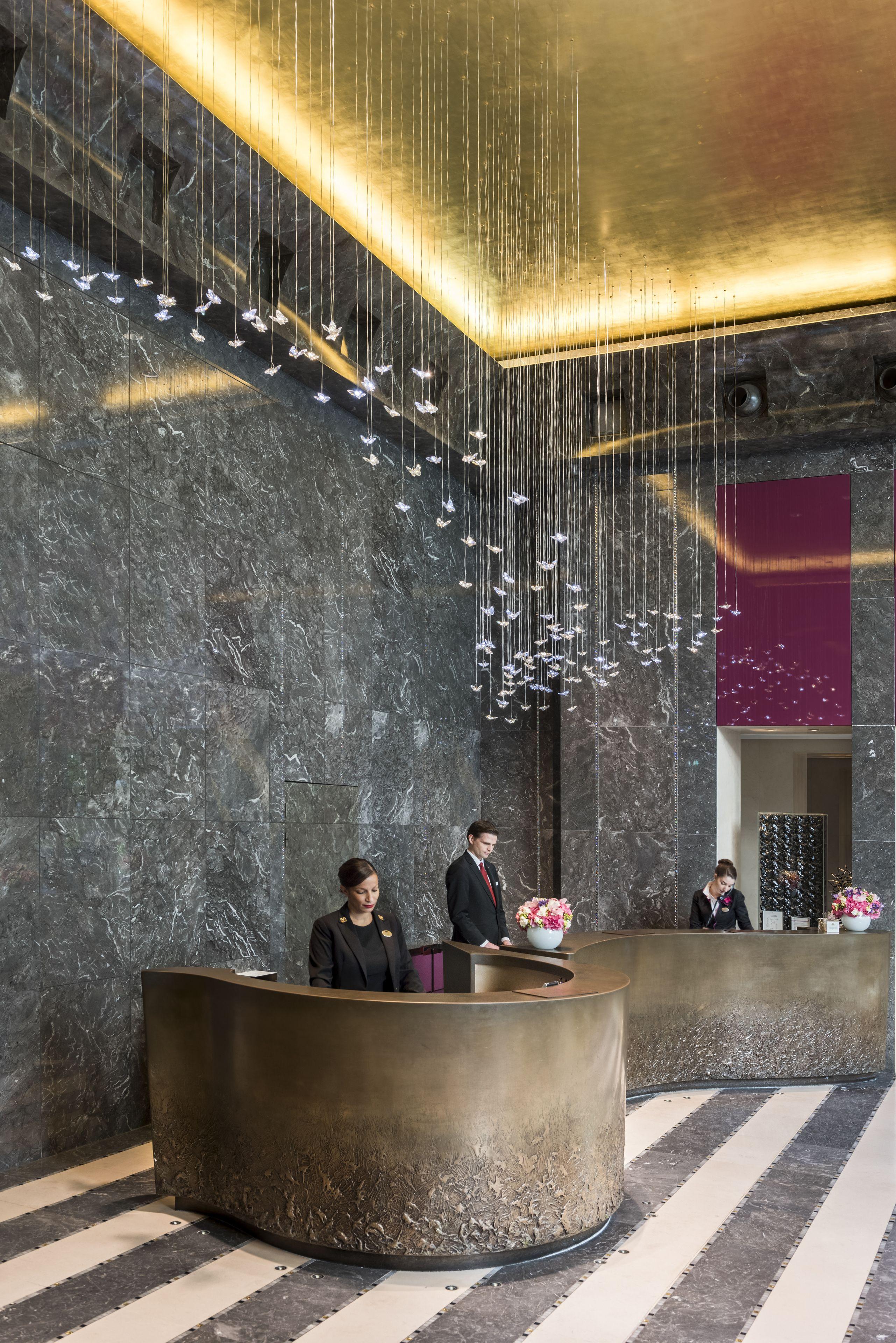 Mandarin Oriental, Hotel